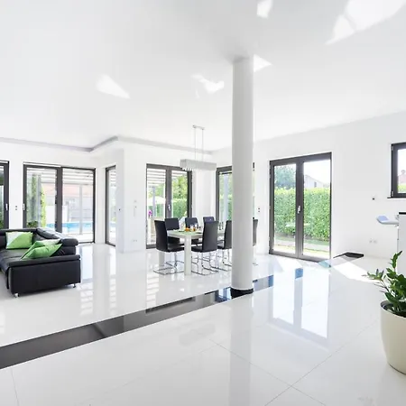 Villa Luxury *